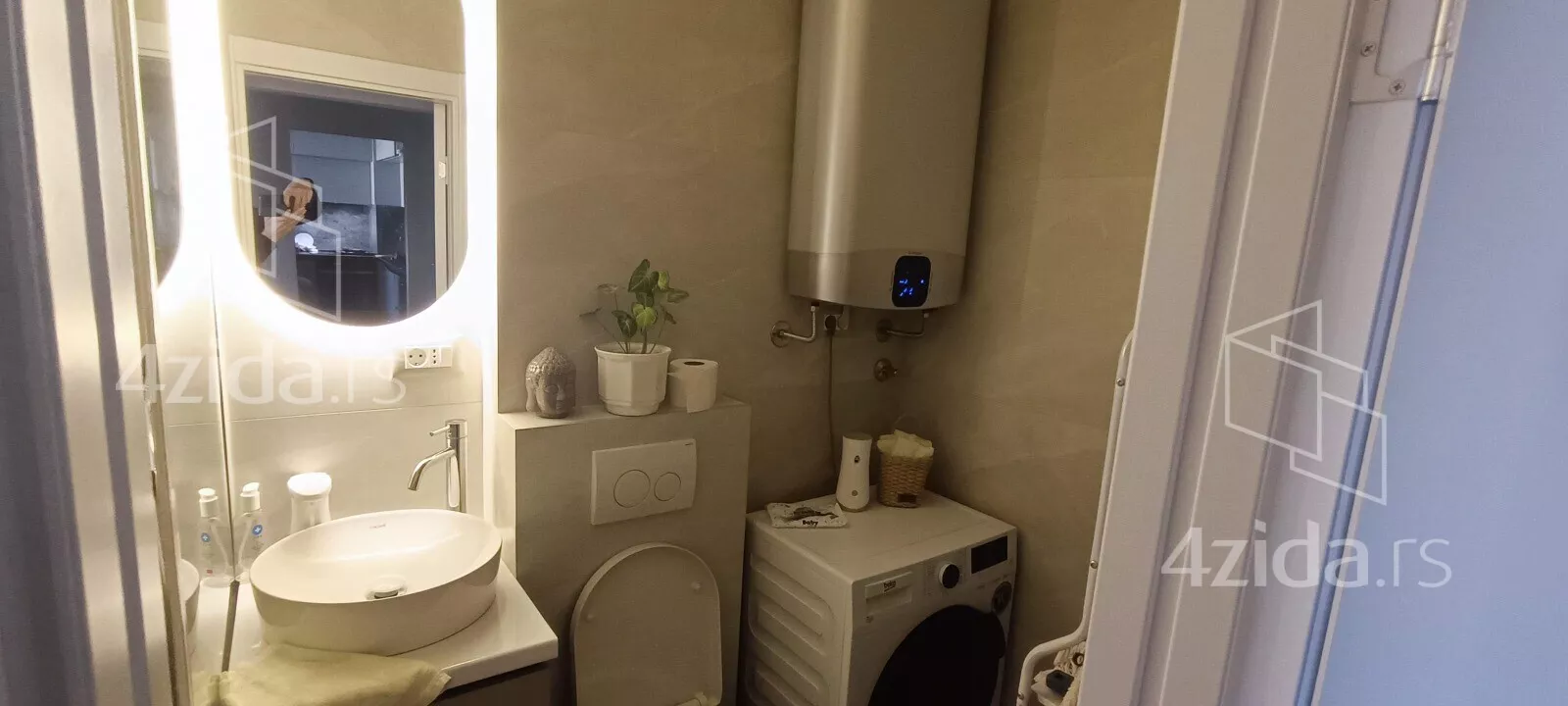 Jednoiposoban stan | 4zida