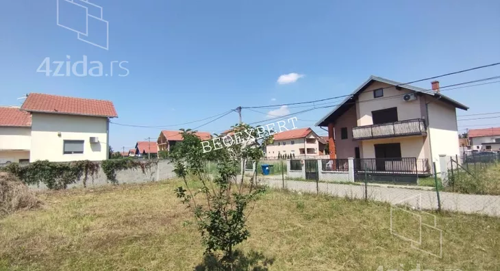 Građevinsko zemljište | 4zida
