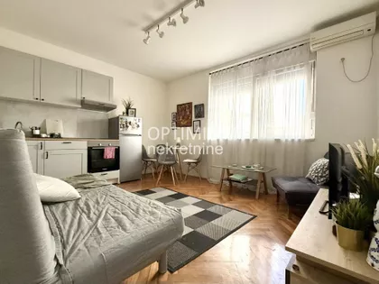 Šantićeva | 4zida.rs