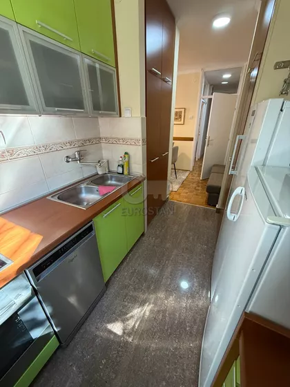 Luke Vojvodića | 4zida.rs