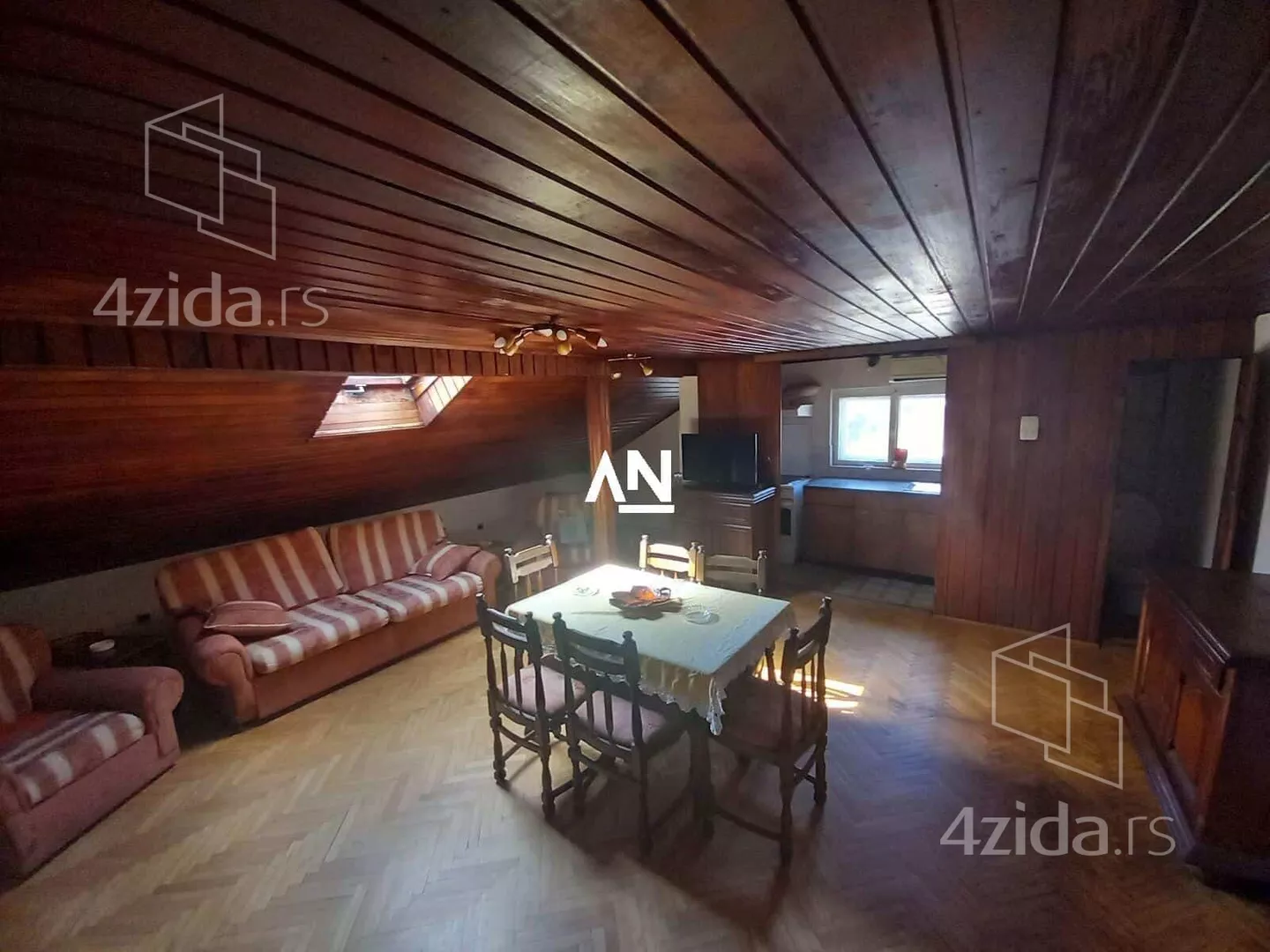 Četvorosoban stan | 4zida