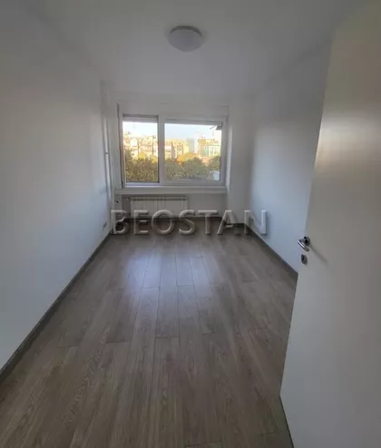 Bulevar Arsenija Carnojevica | 4zida.rs