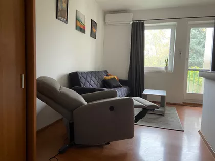 Nikole Kujundžića 6c | 4zida.rs