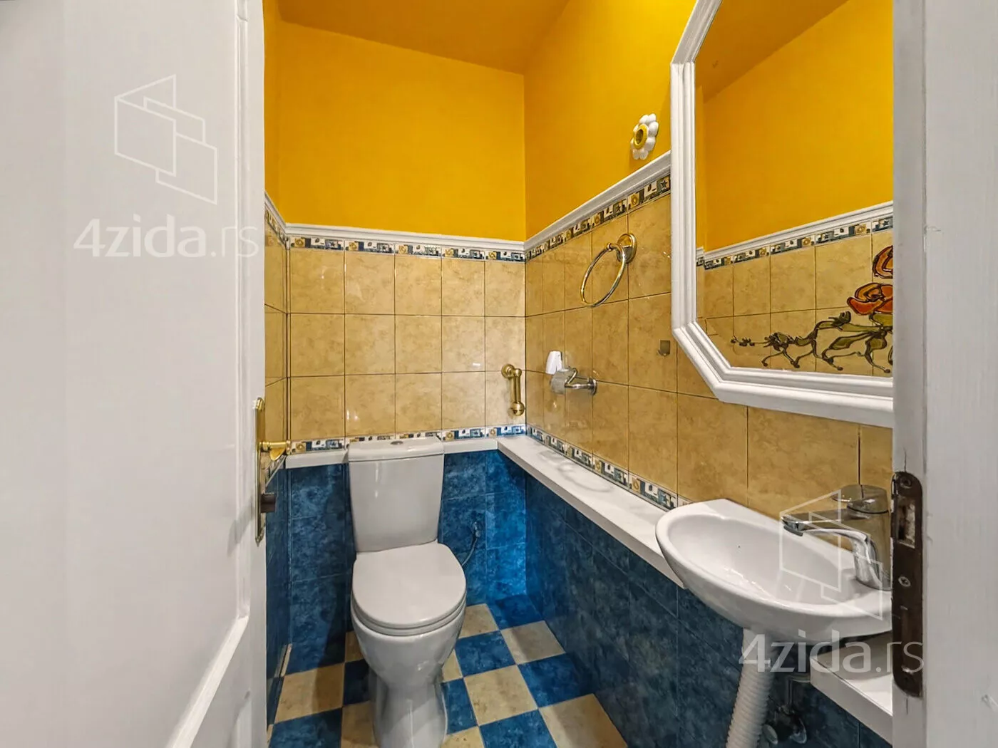 Troiposoban stan | 4zida