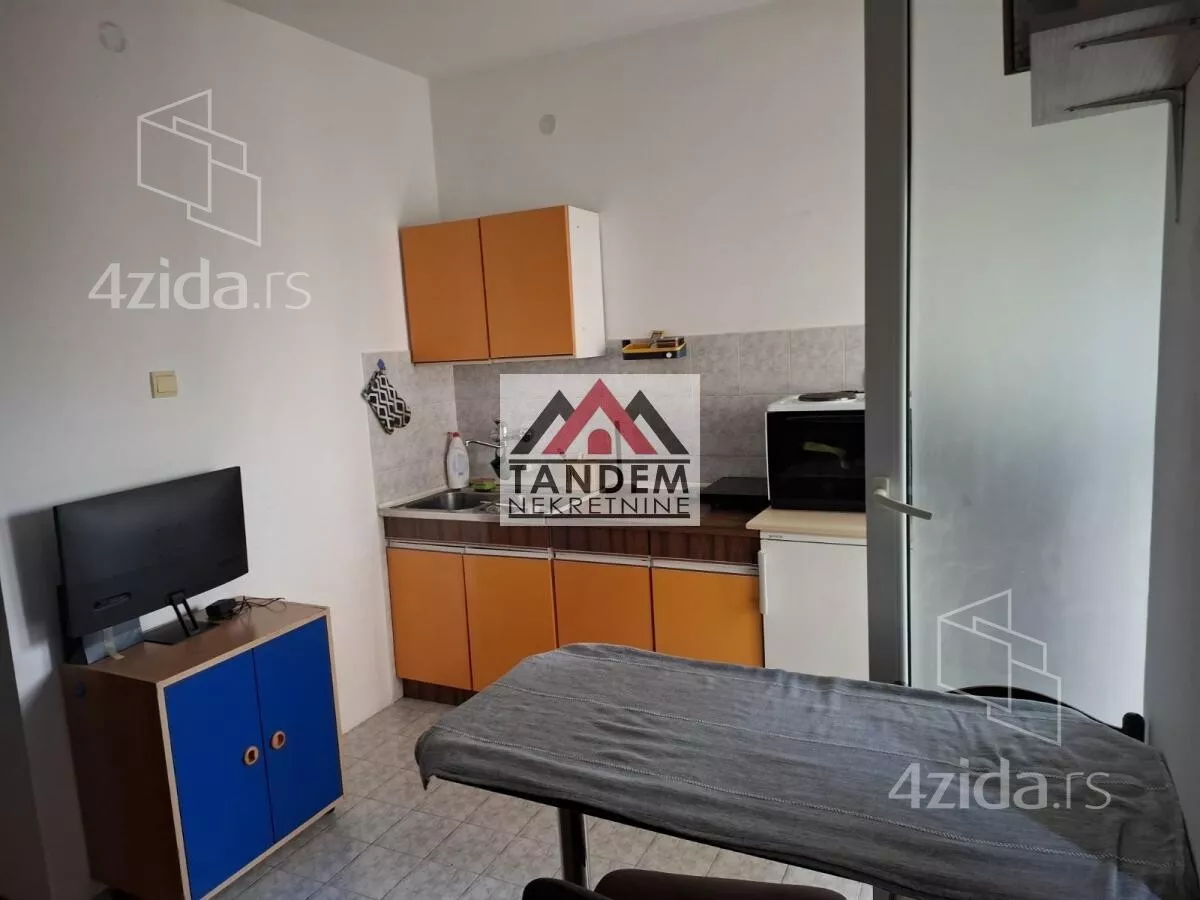 Garsonjera | 4zida
