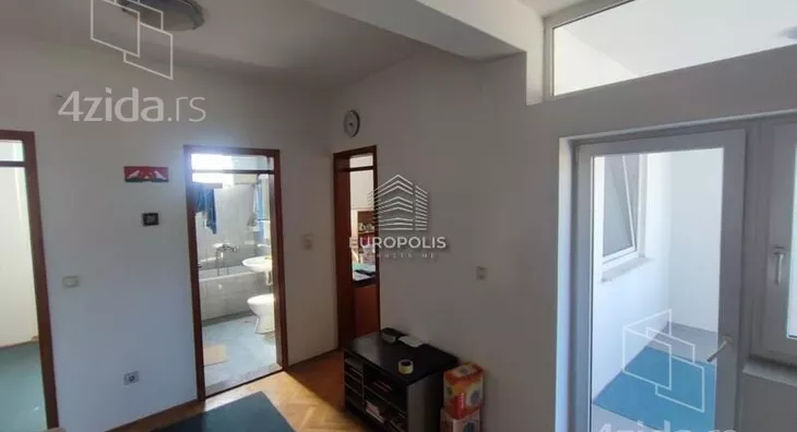 4-etažna kuća | 4zida