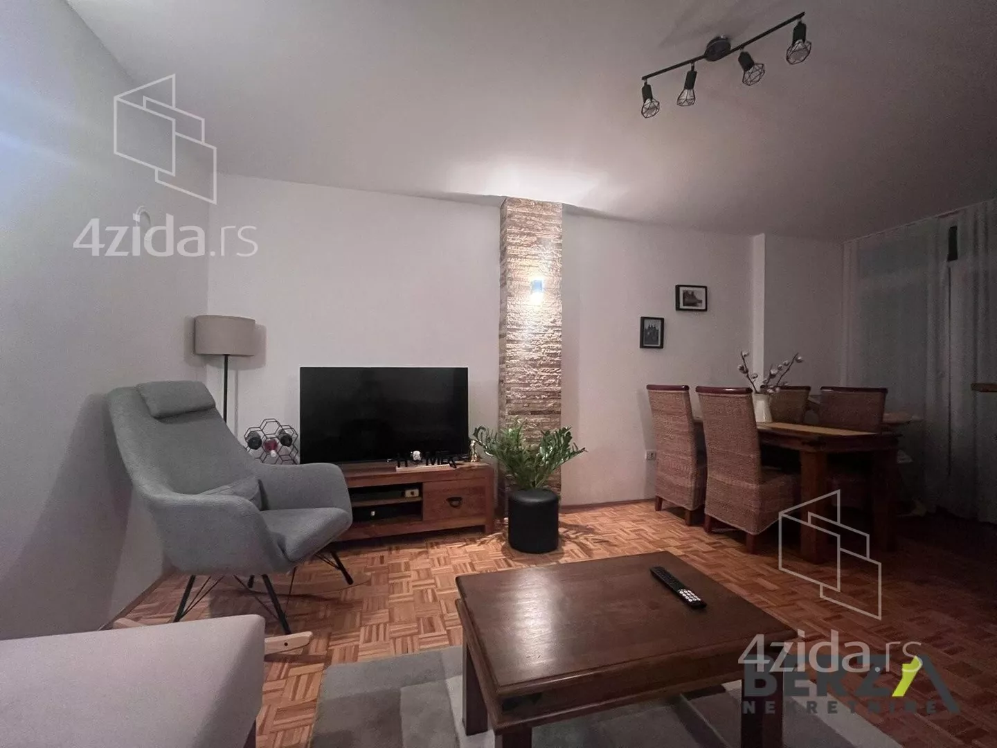 Dvoiposoban stan | 4zida