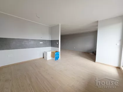 Bulevar Patrijarha Pavla (Somborski Bulevar) | 4zida.rs