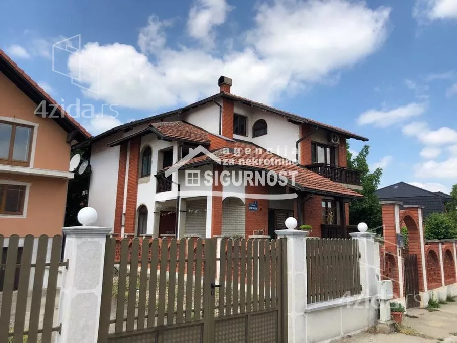 2-etažna kuća | 4zida