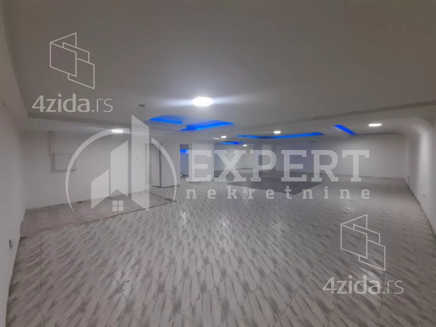 Lokal | 4zida
