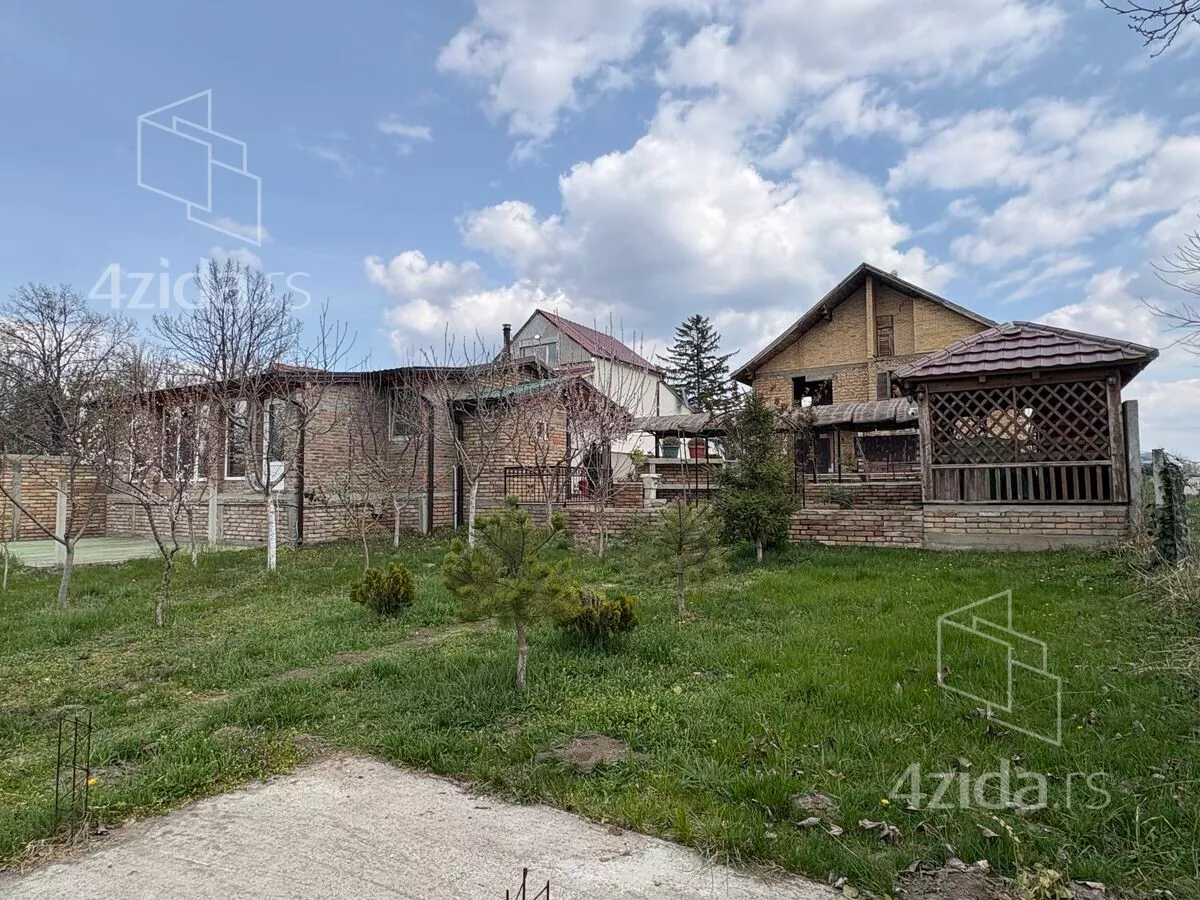 3-etažna kuća | 4zida