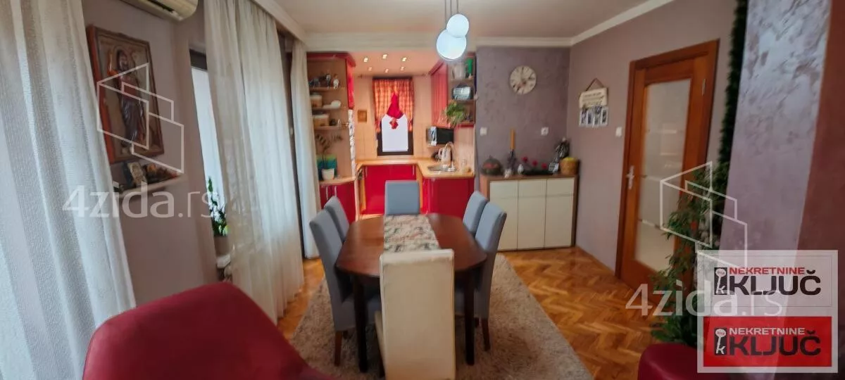 Četvorosoban stan | 4zida