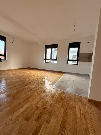 Vojvođanska 407L | 4zida.rs