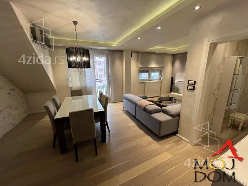 Četvorosoban stan | 4zida