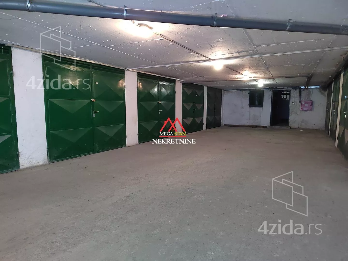 Garaža | 4zida