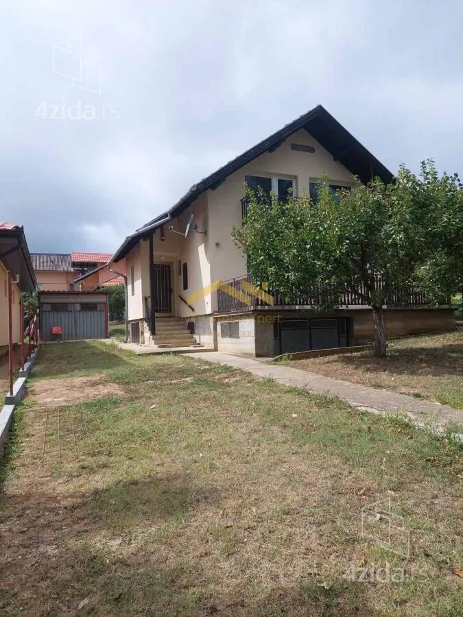 Kuća | 4zida