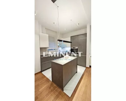 Baba Višnjina | 4zida.rs