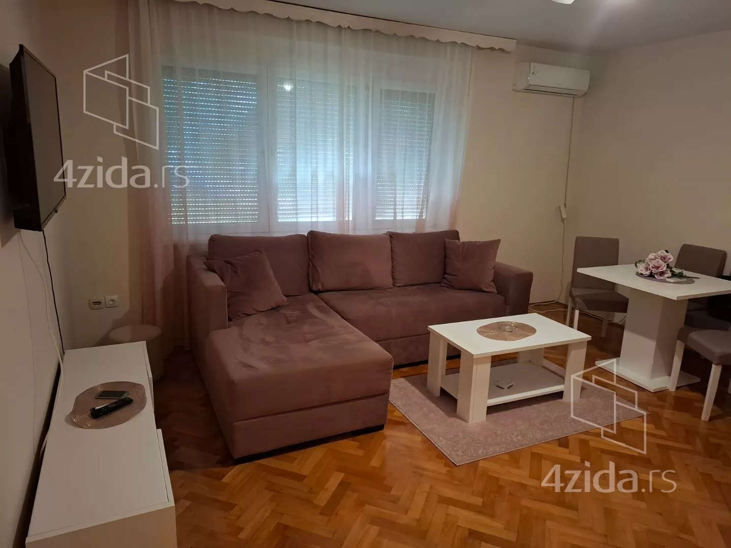 Dvoiposoban stan | 4zida