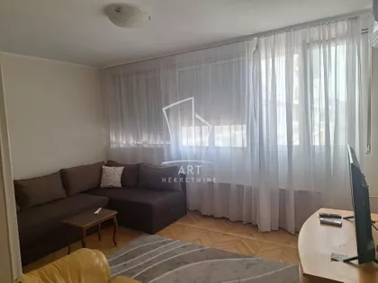 Gospodar Jovanova | 4zida.rs