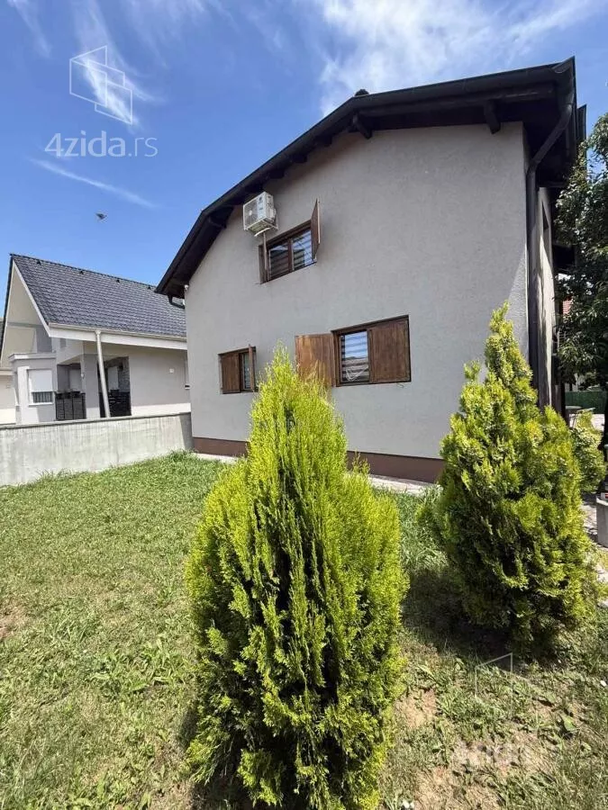 Kuća | 4zida