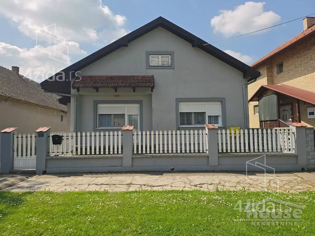 Kuća | 4zida