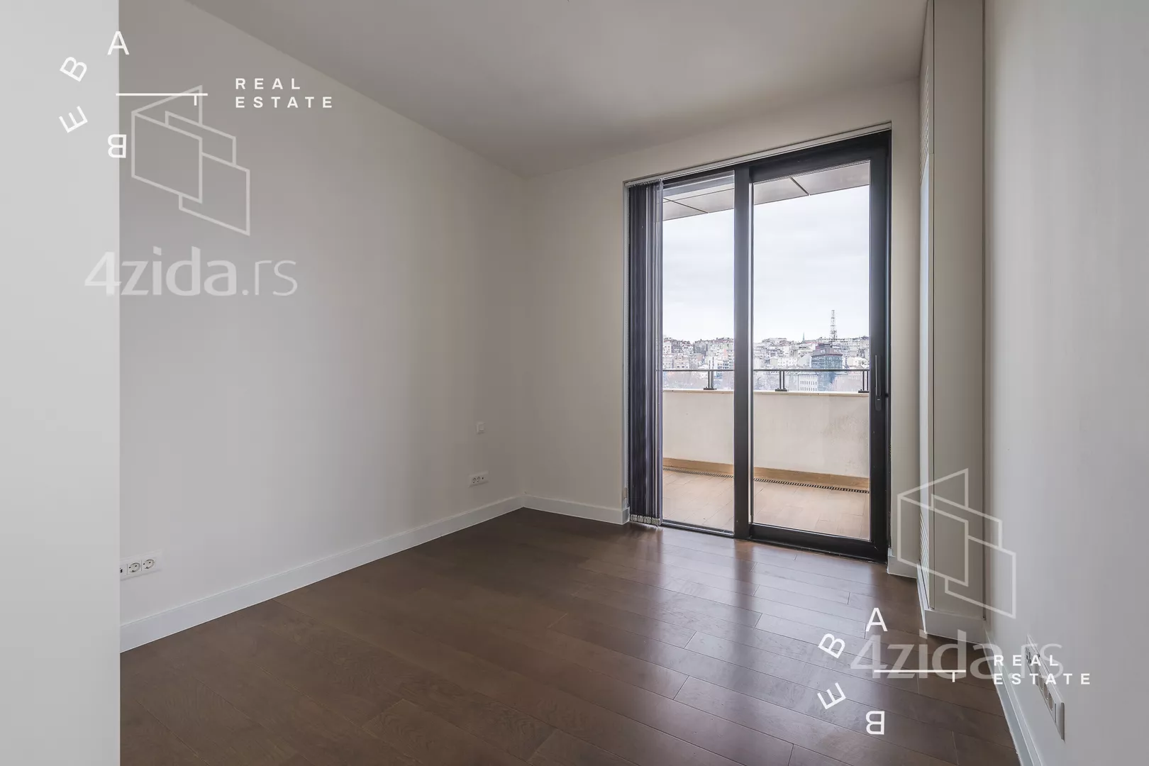 Petosoban stan | 4zida