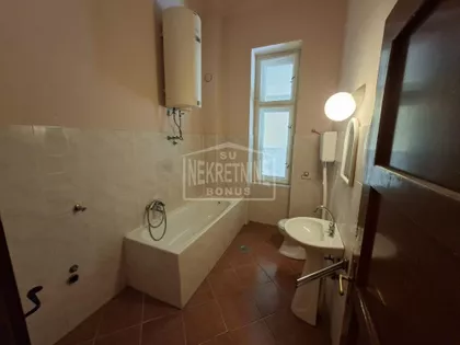 Kertvaroš | 4zida.rs