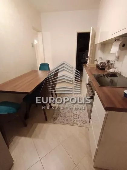 Peđe Milosavljevića | 4zida.rs