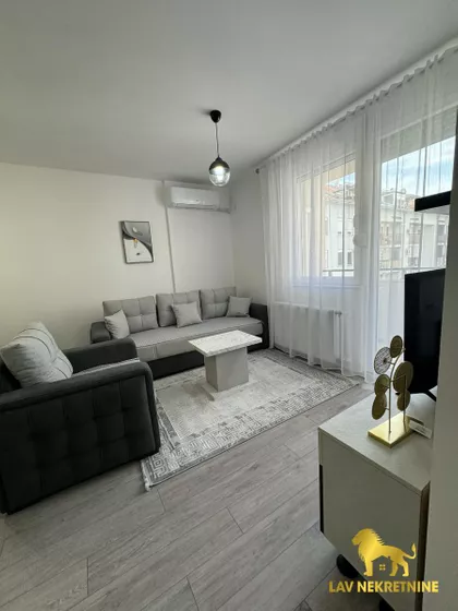 JANKA ČMELIKA | 4zida.rs