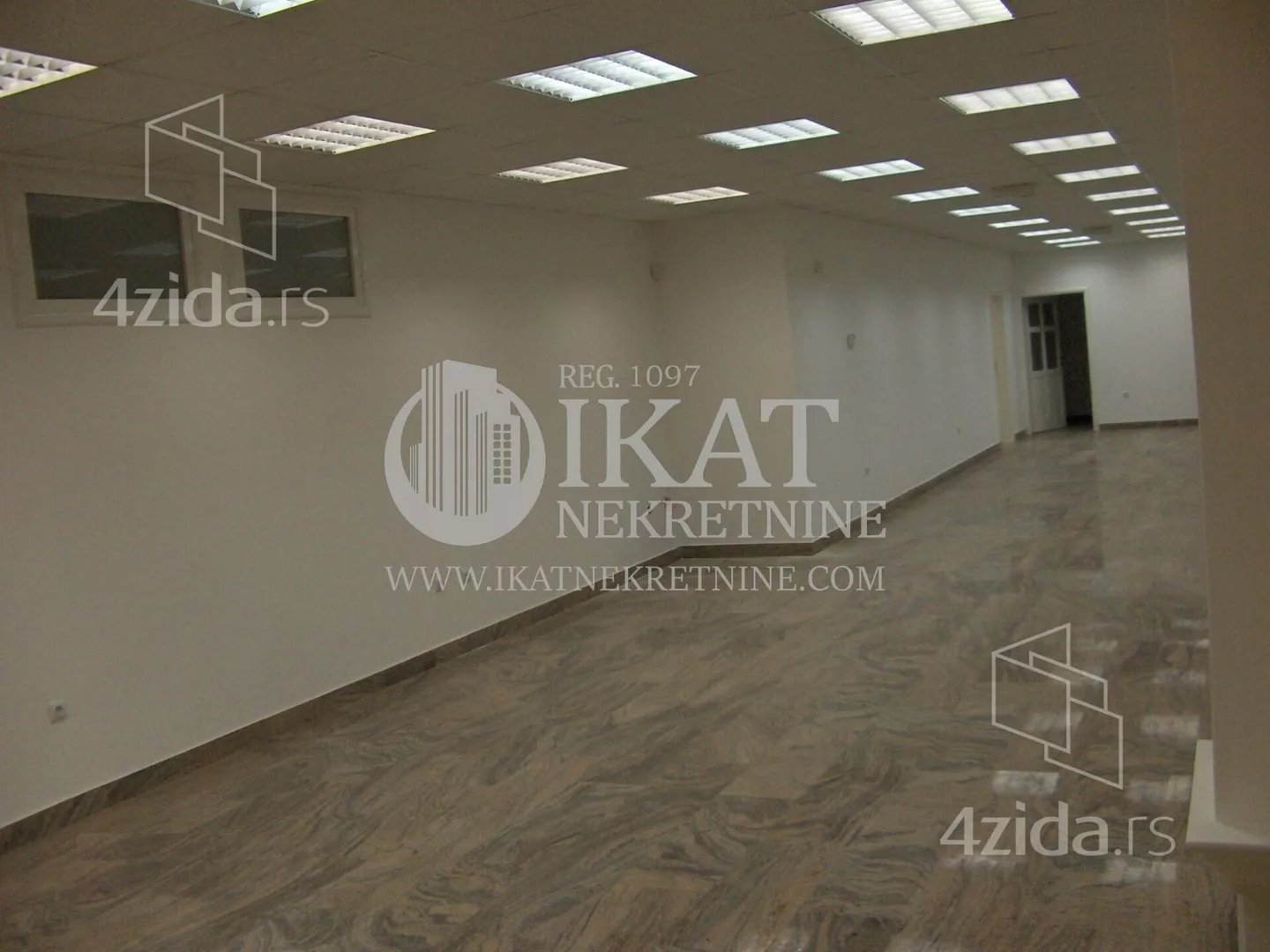 Poslovni prostor | 4zida