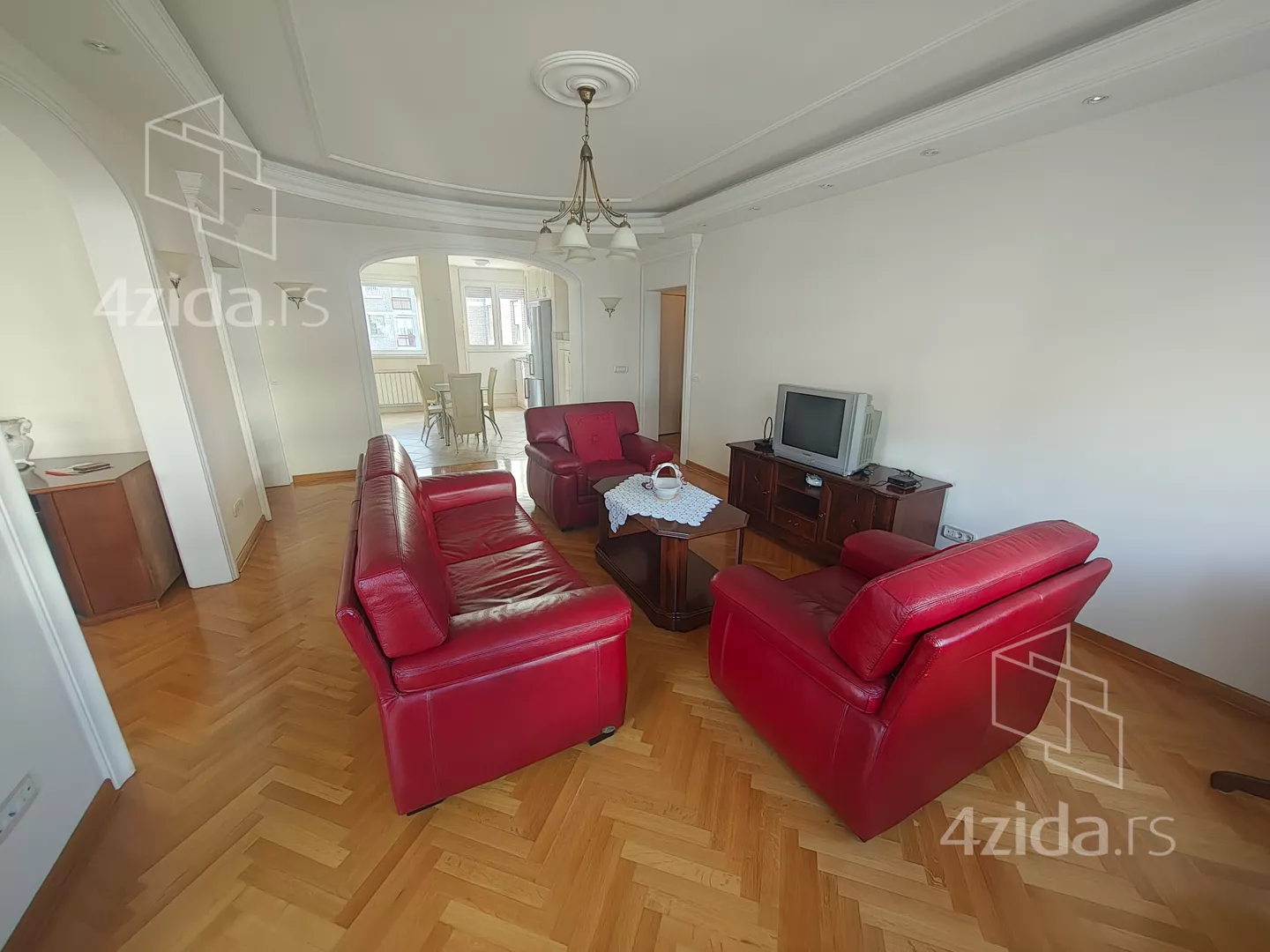 Petosoban stan | 4zida