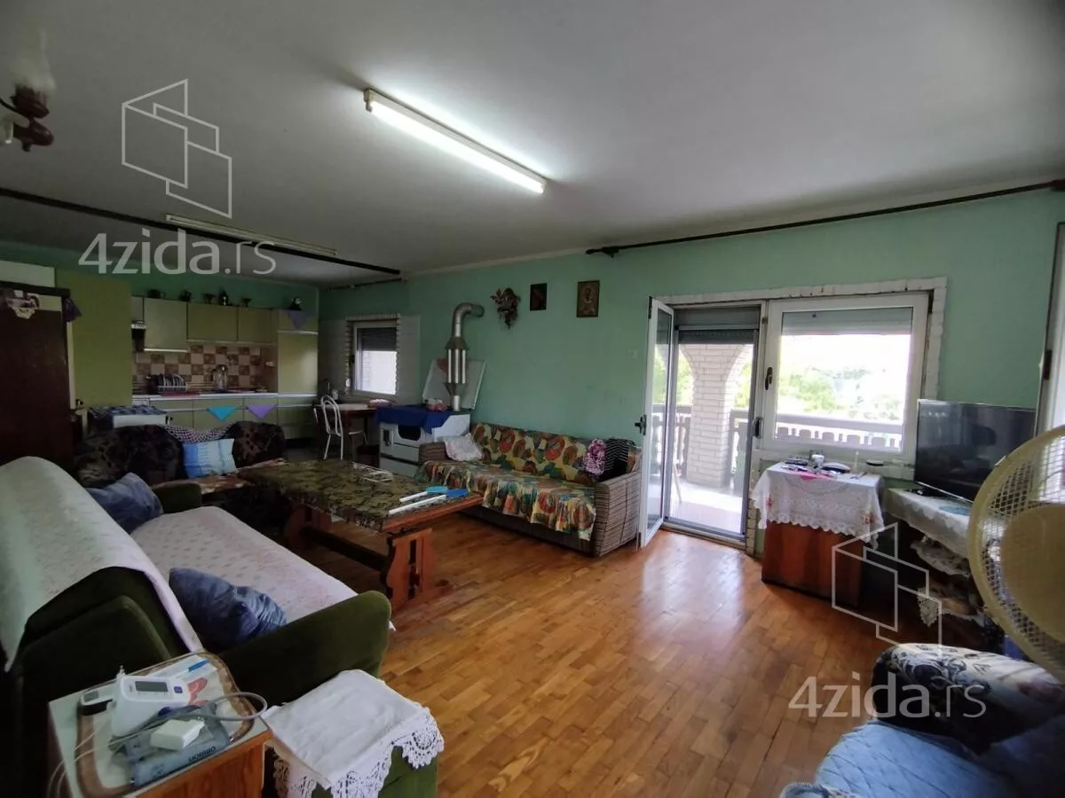 Kuća | 4zida