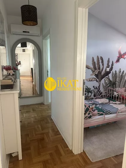 Milana Rakića | 4zida.rs