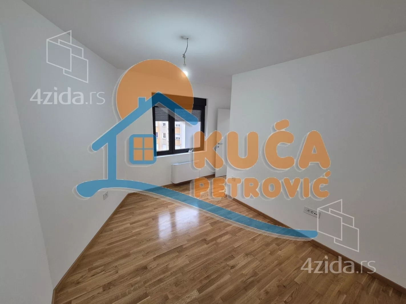 Lokal | 4zida
