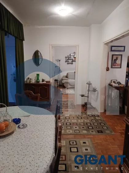 Dobrivoje Petković | 4zida.rs