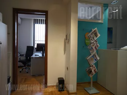 KNEZ MIHAILOVA | 4zida.rs