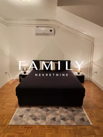 Stari Grad | 4zida.rs