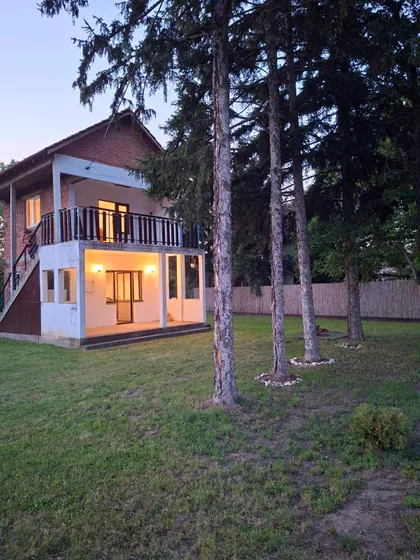 Male Brgulice 17D | 4zida.rs