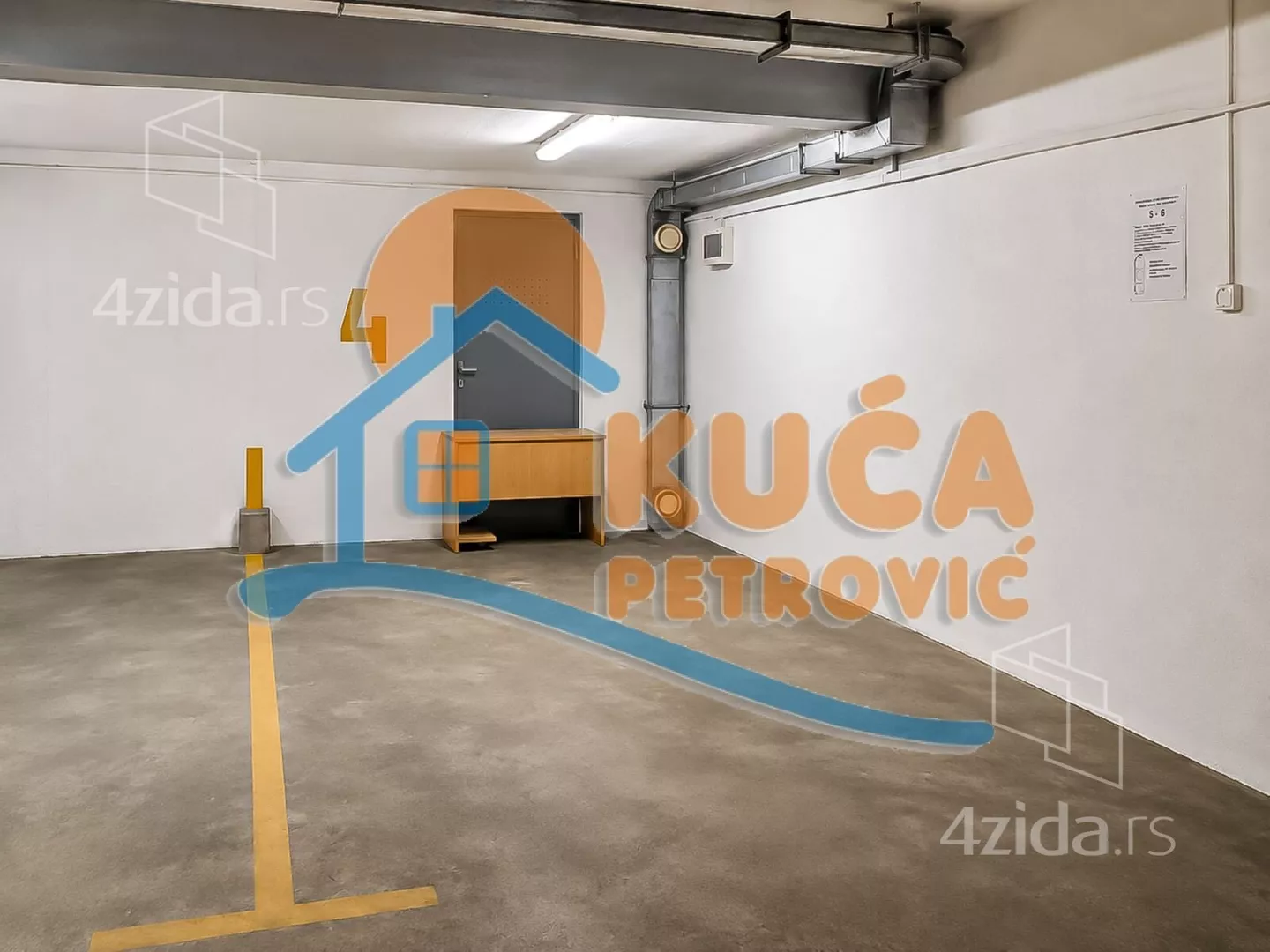 Garaža | 4zida
