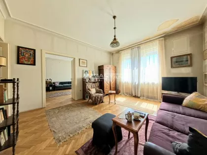 Trg Nikole Pašića | 4zida.rs