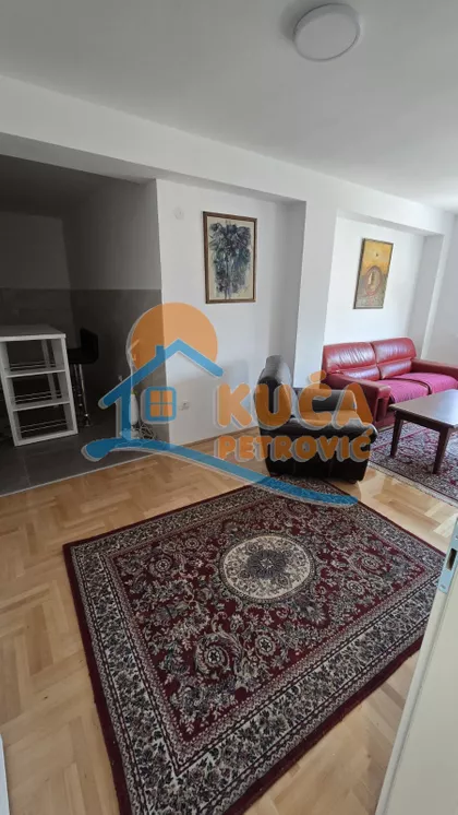 Cara Dušana | 4zida.rs