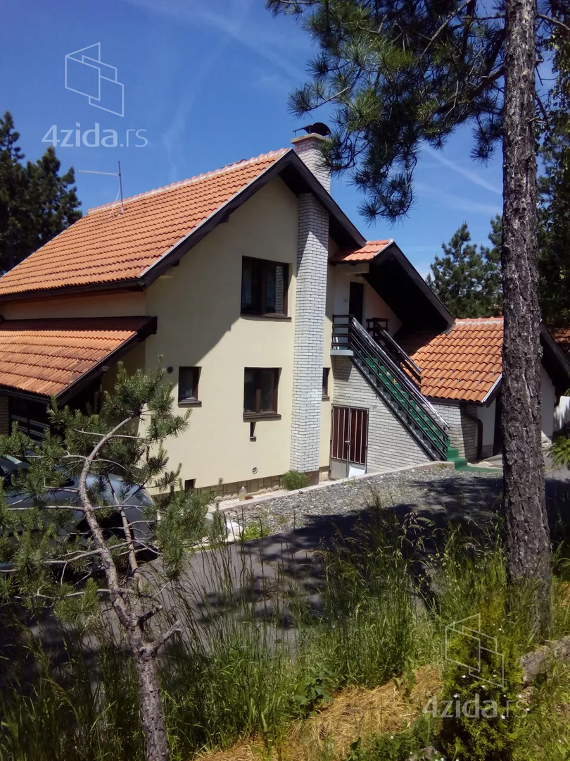 3-etažna kuća | 4zida