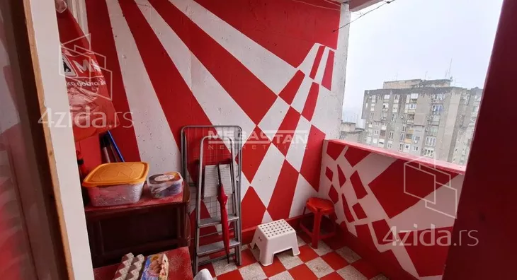 Dvoiposoban stan | 4zida