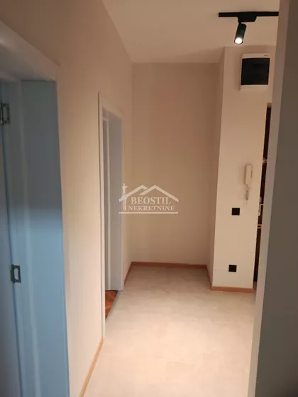 Kapetan Mišina | 4zida.rs