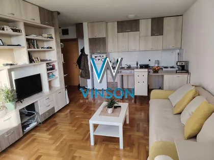 Karađorđeva | 4zida.rs