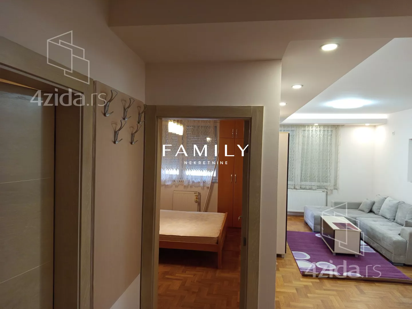 Jednoiposoban stan | 4zida