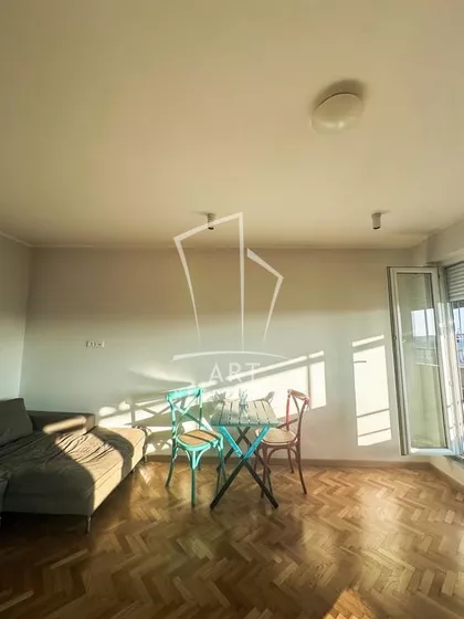 Narodnih heroja | 4zida.rs