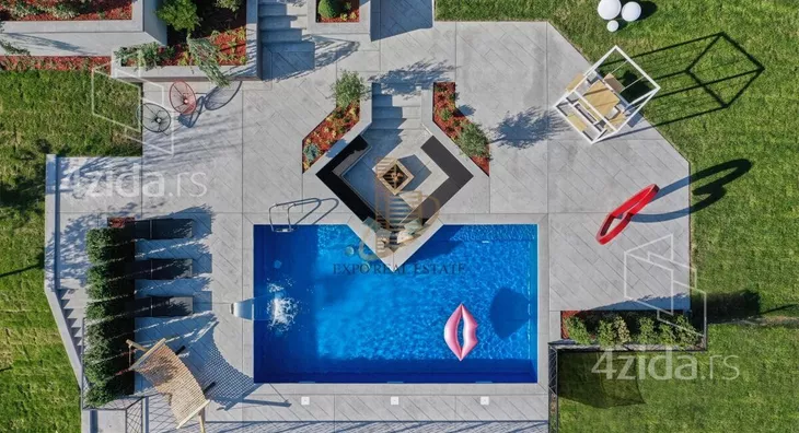 Kuća | 4zida