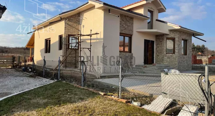Kuća | 4zida