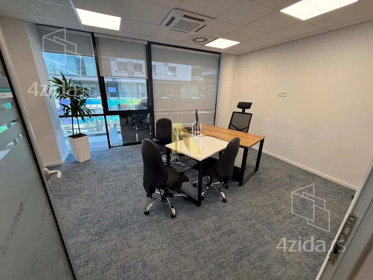 Poslovni prostor | 4zida